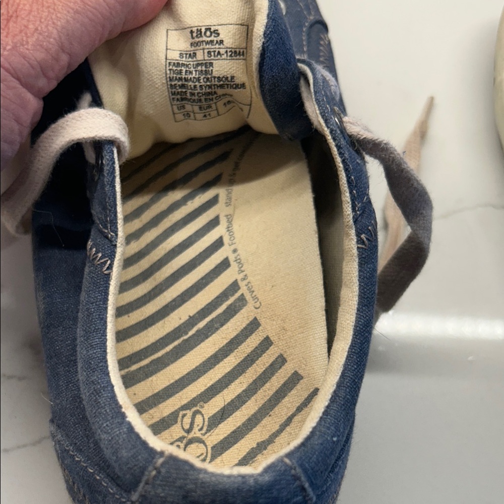 Taos Footwear Blue Sneakers - Picture 4 of 6